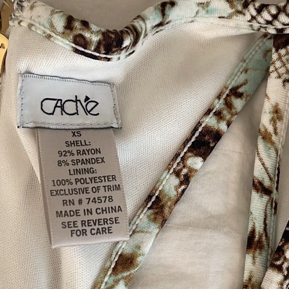 Dress - Picture 3 of 4